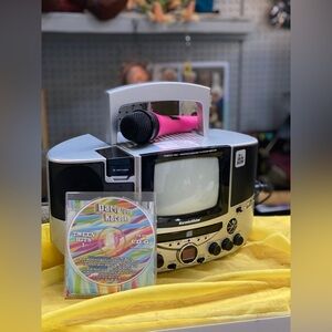 The Singing Machine Karaoke w/ Accessories